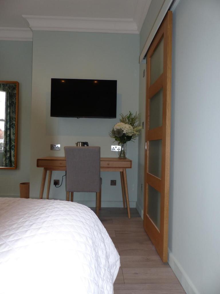 Hamilton Court Hotel Hoole Chester Dış mekan fotoğraf