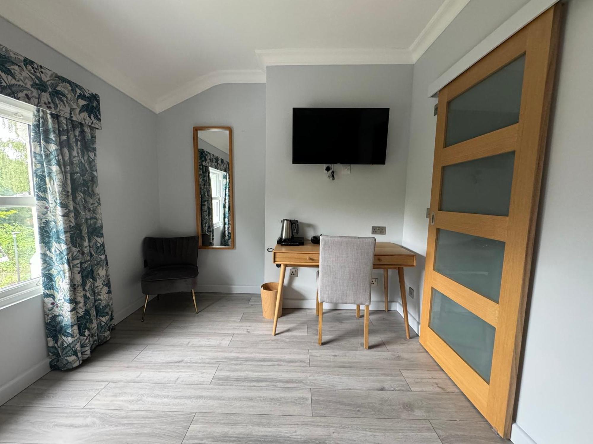 Hamilton Court Hotel Hoole Chester Dış mekan fotoğraf
