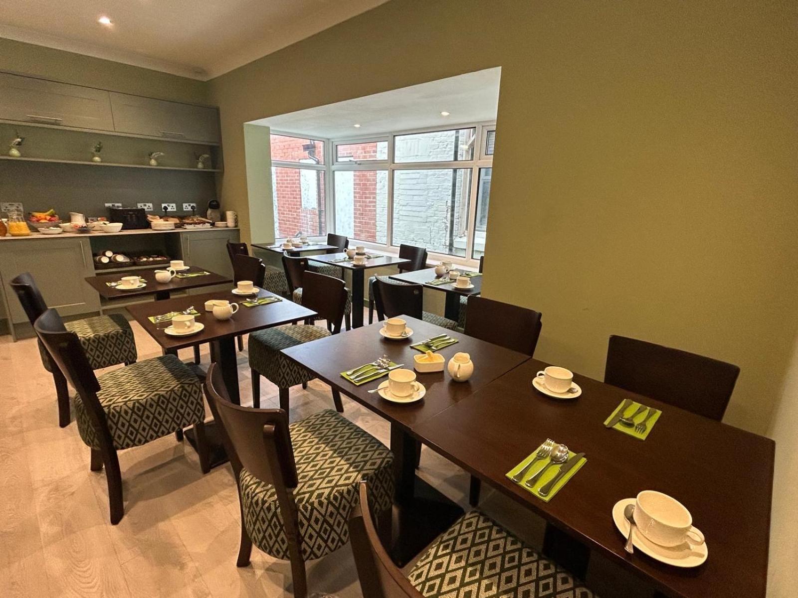 Hamilton Court Hotel Hoole Chester Dış mekan fotoğraf